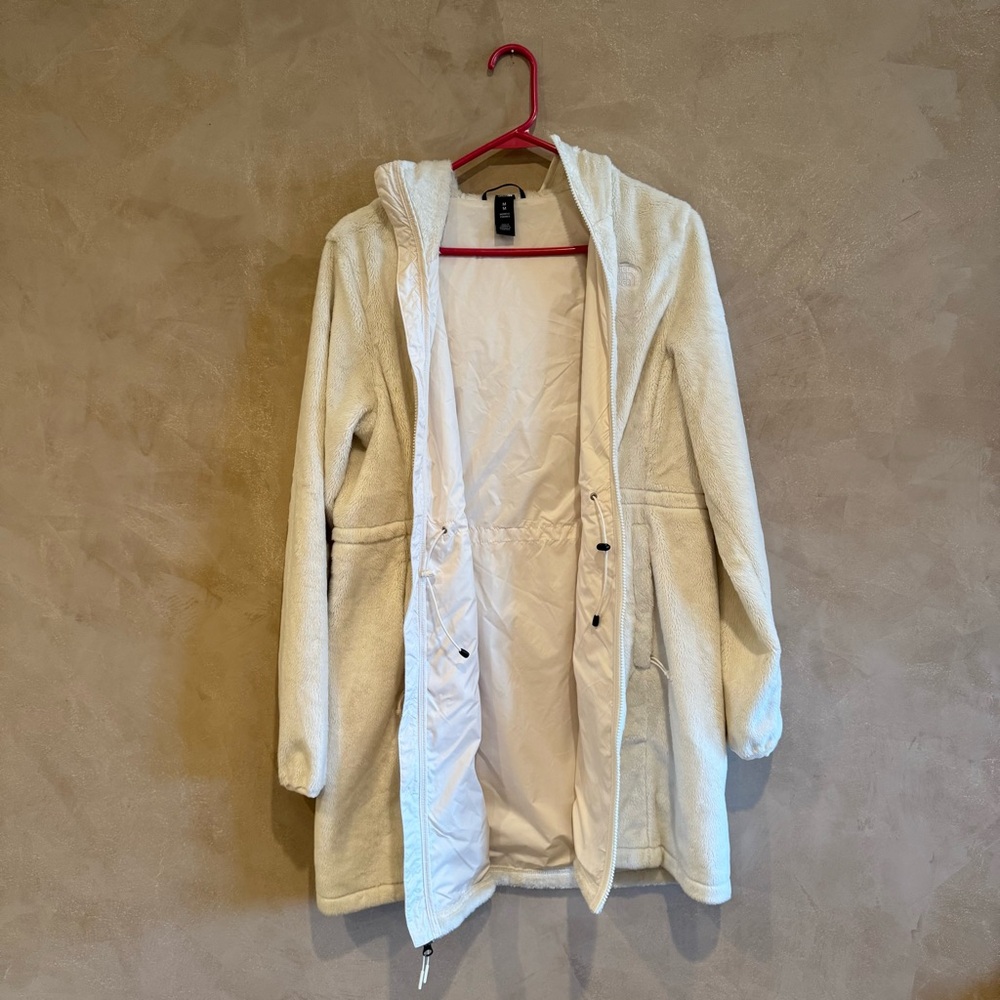 The North Face Osito Long Sleeve Hooded Parka Jacket - Picture 3 of 6